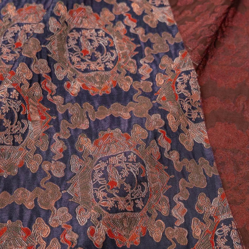 Purple Red Rayon Floral Jacqua - огляд і ціна Sewing