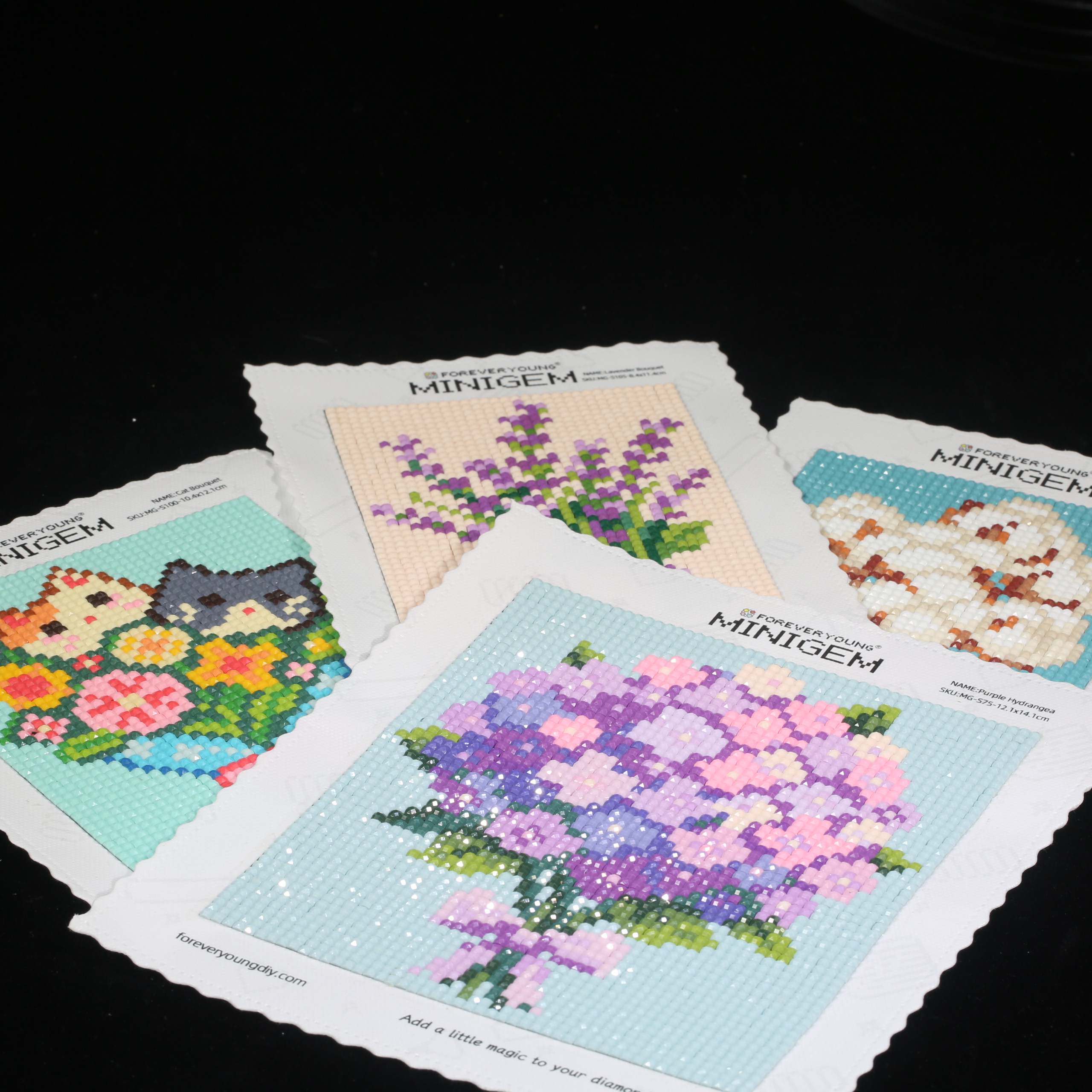 Minigem® Purple Hydrangea 5D D - огляд і ціна 5D Diamond Painting Kit Full Drill